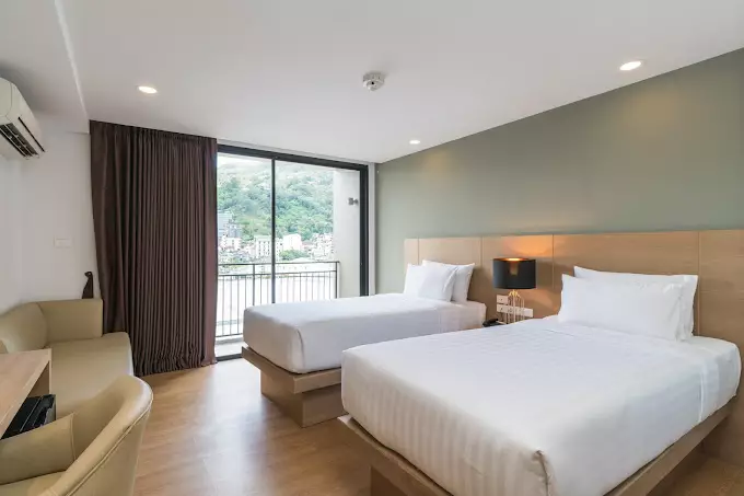 New Square Patong Hotel